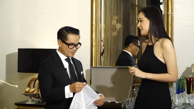 Mai Phương Thúy mặc bó sát gợi cảm, nhưng điều này mới gây chú ý mạnh-6