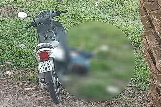 Thông tin bất ngờ vụ thanh niên chết bên xe máy, mặt dính đầy máu