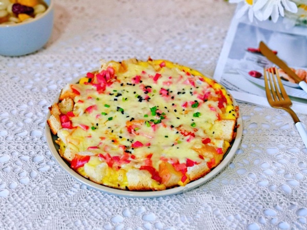 Chẳng cần lò nướng, tôi làm pizza siêu ngon cho con ăn sáng, đứa nào cũng thích mê!-6
