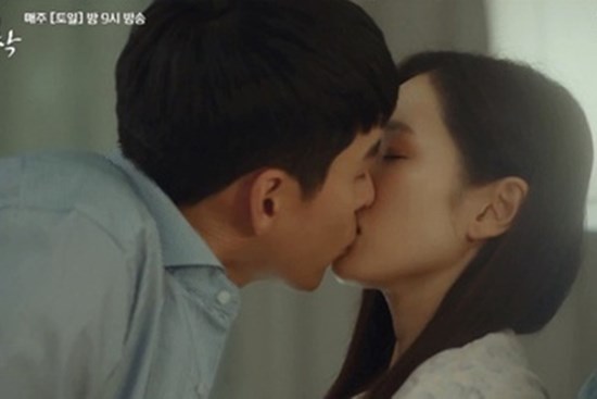 Hậu trưởng cảnh hôn của Hyun Bin và Son Ye Jin