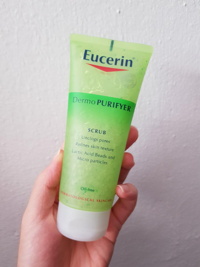 Bước vào cửa hàng mỹ phẩm, phụ nữ Pháp kiểu gì cũng sẽ rinh 7 món chăm da drugstore này về nhà-7