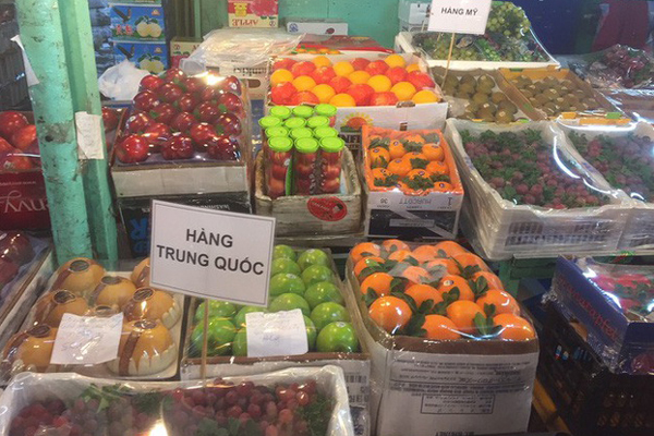 Trái cây mất giá nông dân muốn khóc, tiểu thương âm thầm ăn lãi đậm-3