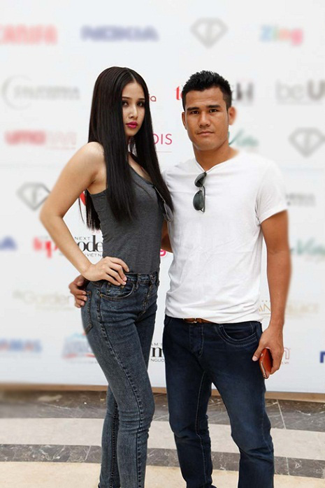 Thảo Trang: 16 tuổi yêu cầu thủ Phan Thanh Bình nhưng quen mấy năm trời mới cho hôn má-5