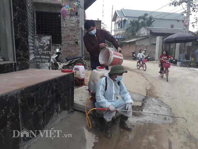 Cám cảnh nơi ổ dịch cúm A/H5N6 đầu tiên phát hiện ở Hà Nội-13