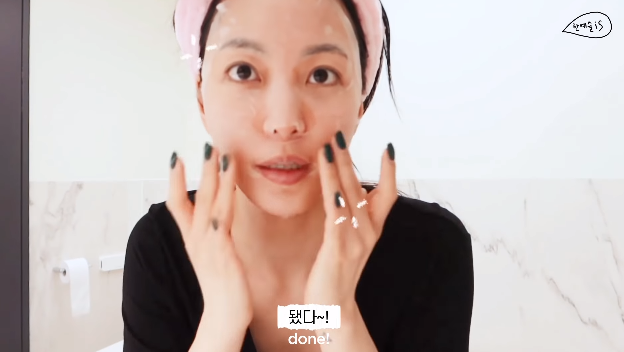 39 tuổi vẫn trẻ như gái đôi mươi, Han Ye Seul tiết lộ cách chăm da gây sốc: Thường không tẩy trang buổi tối, dồn hết nỗ lực skincare vào buổi sáng-5