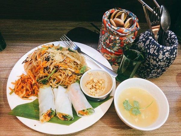 9X làm cơm chay chỉ dưới 100 nghìn, ai nhìn cũng thốt lên ngon như nhà hàng-14