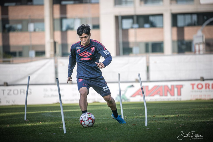 Đừng khen Công Phượng quá nhiều, cũng đừng vội nói Phượng đá tốt lên là nhờ xuất ngoại-4