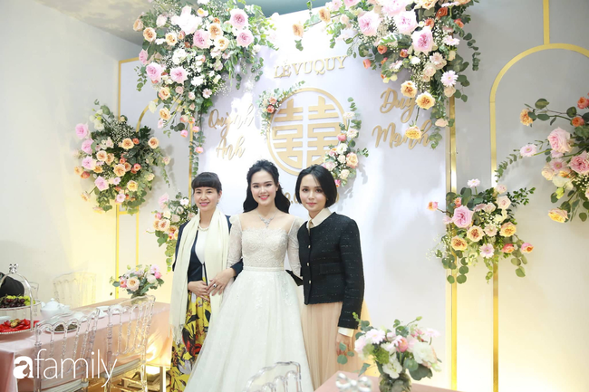 Phát hiện ra soái ca đáng yêu không kém gì chú rể trong đám cưới Duy Mạnh - Quỳnh Anh qua khoảnh khắc đắt giá-1