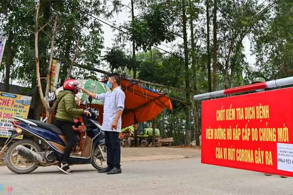 Ảnh: Cận cảnh bên trong tâm dịch tại Vĩnh Phúc, nơi có hơn 10.000 dân bị cách ly hoàn toàn-17