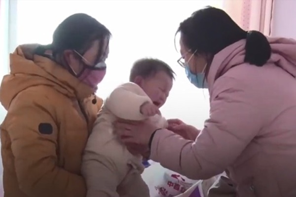 Nỗi khổ của các nhân viên ở tuyến đầu chống virus corona tại Vũ Hán-1