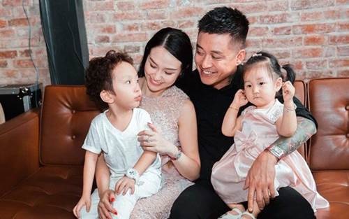 Dọn về biệt thự tiền tỷ, vợ Tuấn Hưng lần đầu khoe cận cảnh phòng ngủ của 2 vợ chồng-1