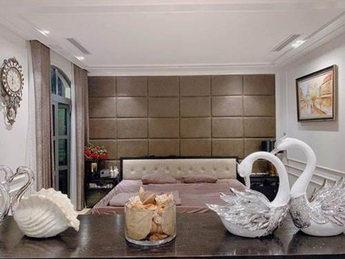 Dọn về biệt thự tiền tỷ, vợ Tuấn Hưng lần đầu khoe cận cảnh phòng ngủ của 2 vợ chồng-2