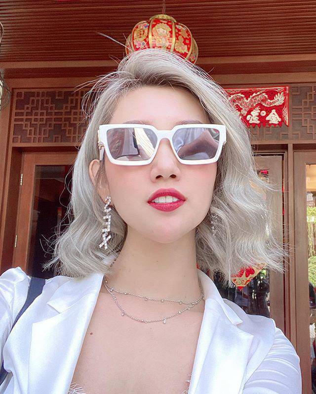 Thuý Ngân lại chơi trội với màu tóc hồng, vượt hẳn Minh Hằng, Hari Won vì quá xinh-4