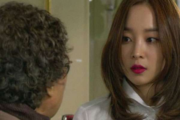 Mẹ chồng bất ngờ đuổi con dâu ra khỏi nhà, giành cả quyền nuôi cháu nhưng biết lý do tôi chỉ ôm bà mà khóc-2