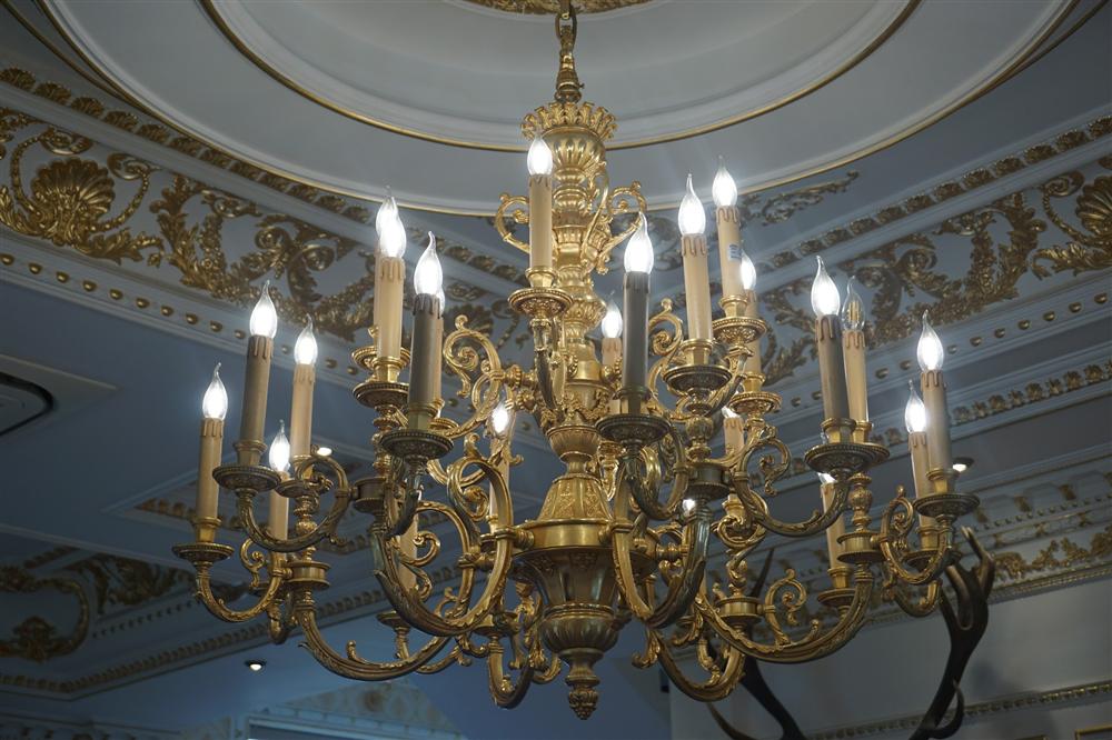 Ngôi nhà triệu đô, dát vàng 24k của đại gia nức tiếng Hải Dương-6