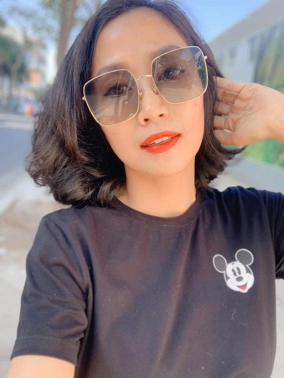 Cắt tóc ngang vai, Ốc Thanh Vân được con nhận xét giống Bạch Tuyết phiên bản bị phơi nắng-5