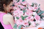 Ngọc Trinh tung trọn bộ ảnh mừng Valentine sexy đến ngộp thở giữa tin đồn có tình mới-11