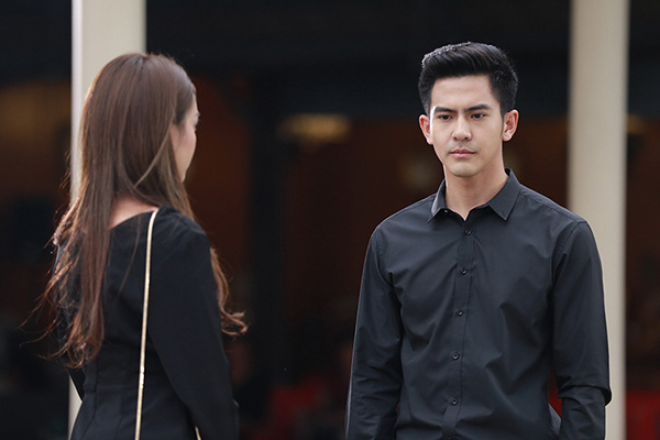 Đứng trước tòa, tôi định cho vợ cả gia tài thì cô ấy gào khóc đòi quay lại, ngay cả tờ giấy để giữ chân tôi cũng chỉ là một cú lừa-1