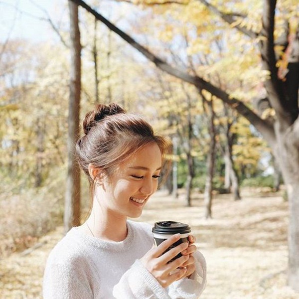 Phụ nữ sinh vào ngày âm lịch này, trời sinh mang mệnh phú quý, sau 40 tuổi Phượng Hoàng tung cánh, hậu vận sung sướng giàu có-2