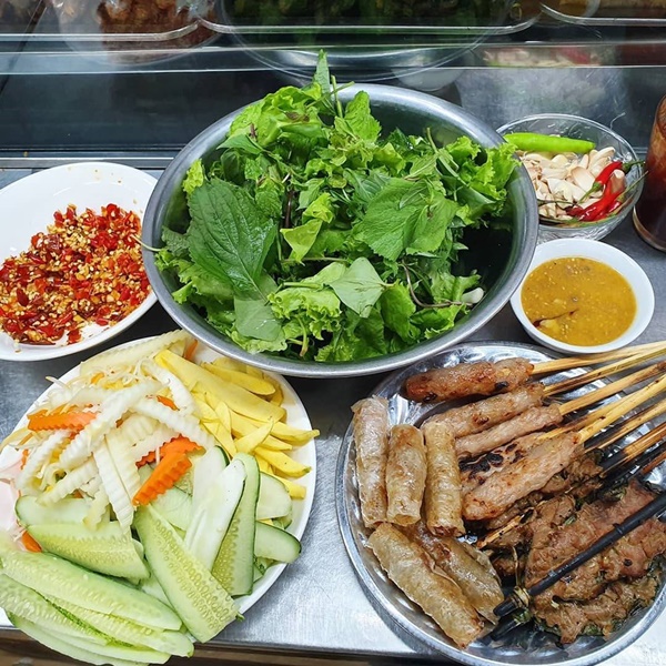 Những khu ẩm thực nổi tiếng hút khách nhất định phải ghé khi đến Đà Nẵng-2