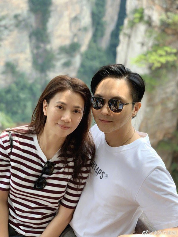 Những cặp vợ chồng Hoa ngữ sống bên nhau gần 2 thập kỷ: Người vẫn tim đập, tay run khi ở bên đối phương, người tuyệt đối không gần nữ giới vì sợ vợ-5