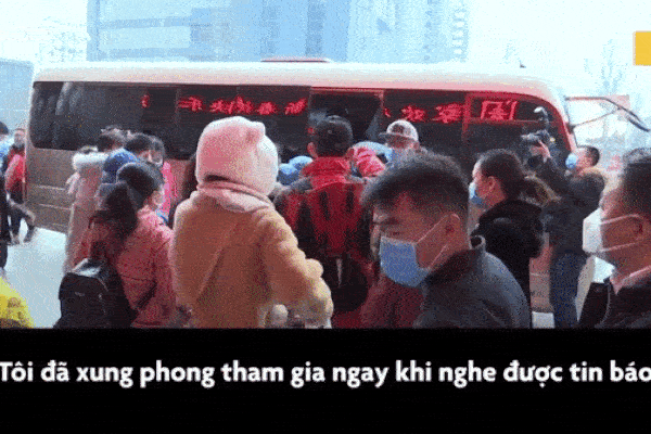 Nỗi khổ của các nhân viên ở tuyến đầu chống virus corona tại Vũ Hán