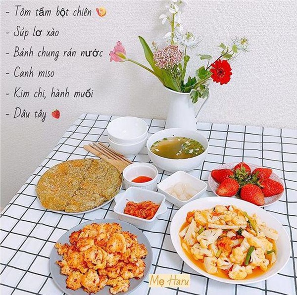 Thiếu thốn đủ bề, 9X ở Nhật vẫn nấu những mâm cơm Việt đầy ắp chỉ dưới 200 nghìn-9
