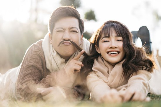 Trường Giang - Nhã Phương tung bộ ảnh “trốn con” mừng Valentine: Nhìn mà muốn cưới luôn và ngay!