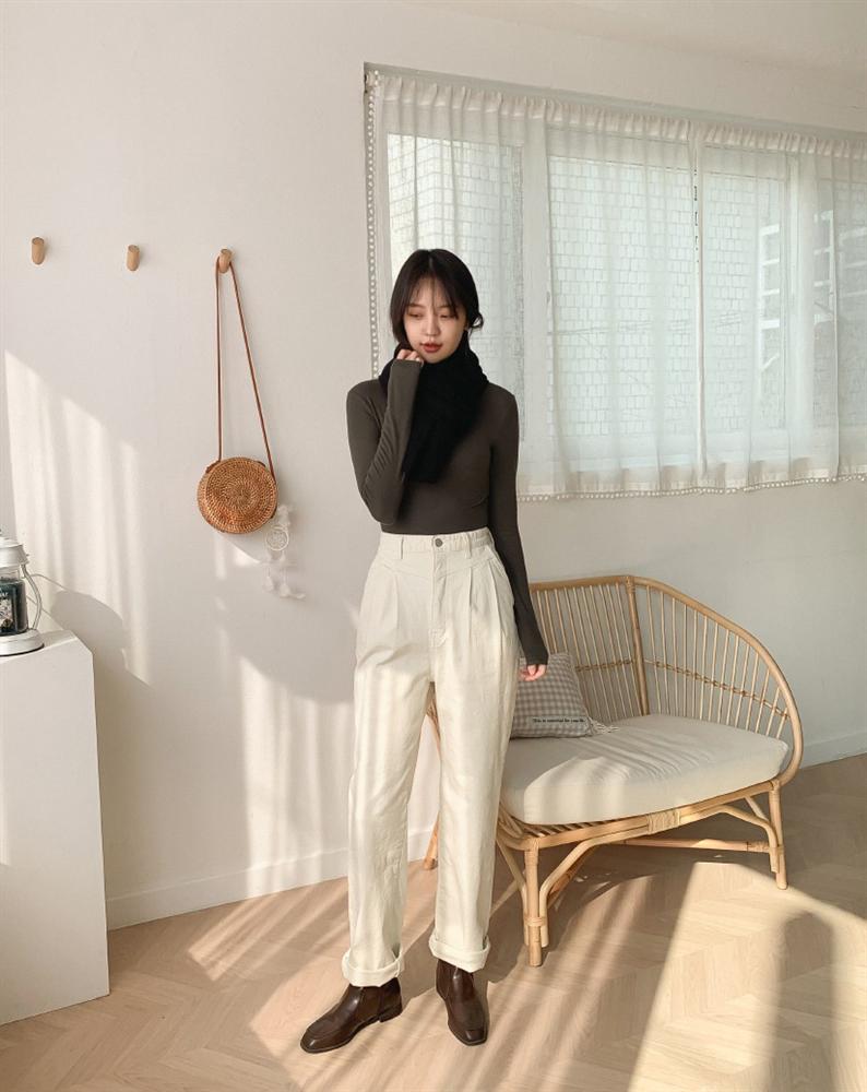 Mê quần jeans ống suông thì bạn nhất định phải sắm 3 mẫu áo sau để mặc là đẹp và chất ngất-5