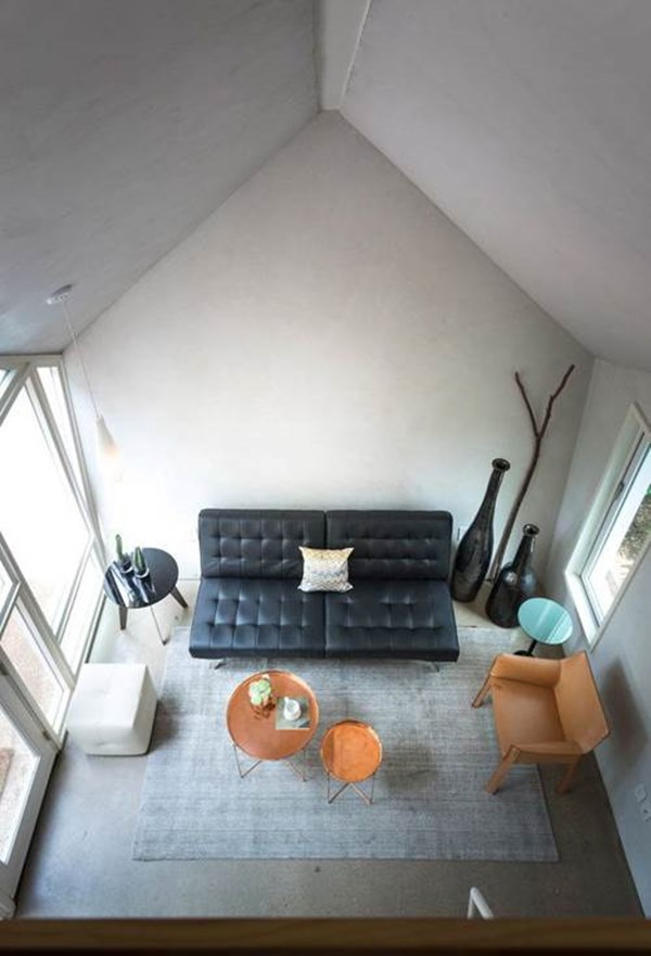 Ít tiền, xây ngôi nhà liêu xiêu như sắp đổ, vợ chồng trẻ khiến ai cũng kinh ngạc-8