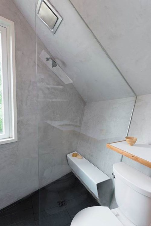 Ít tiền, xây ngôi nhà liêu xiêu như sắp đổ, vợ chồng trẻ khiến ai cũng kinh ngạc-17