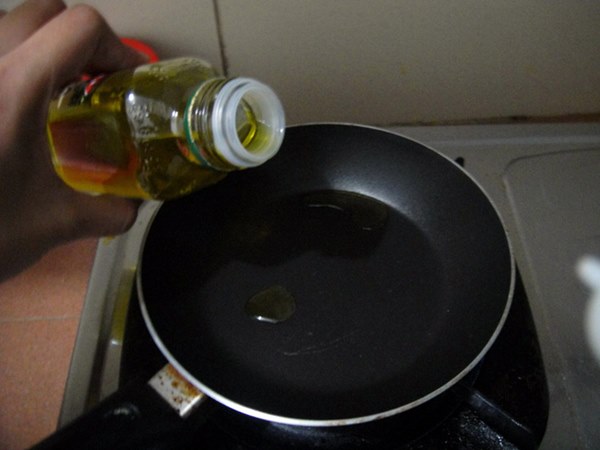 Rau xào thì ai cũng biết, thế mà có 5 lỗi này vẫn nhiều chị em mắc phải lắm!-1