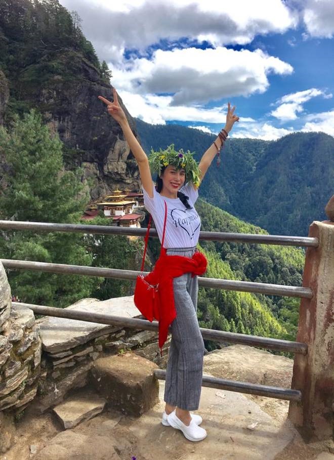 Ăn diện quá trẻ trung, Thủy Tiên bật cười khi con gái đưa ra nhận xét-9