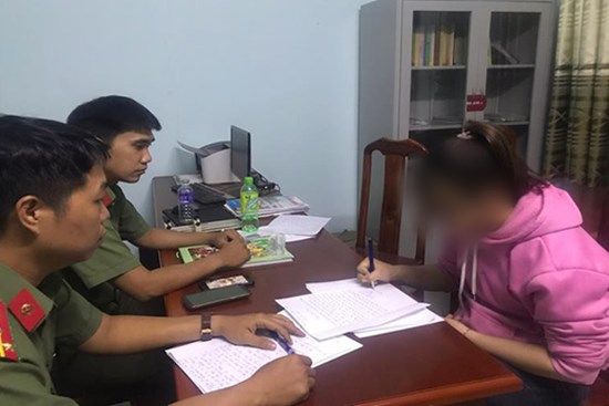 Tung tin bị dịch bệnh Covid-19 để trốn nợ, một phụ nữ ở bị phạt tiền