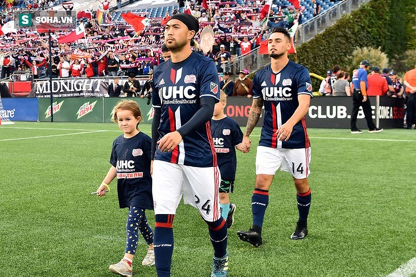 Nóng: CLB TP.HCM sắp hoàn tất thương vụ triệu đô, gây tiếng vang hơn cả Công Phượng-2