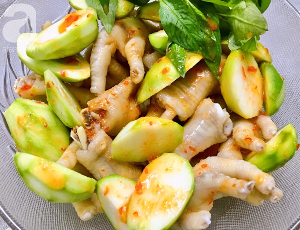 Cuối tuần làm chân gà trộn xoài cóc nhâm nhi là tuyệt nhất!-5