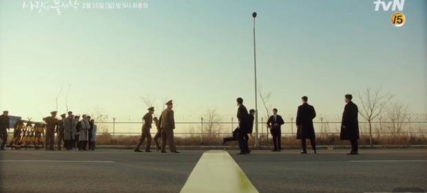 Preview tập cuối Crash Landing on You: Bị thập diện mai phục, Hyun Bin vẫn lao thẳng qua biên giới vì Son Ye Jin?-4