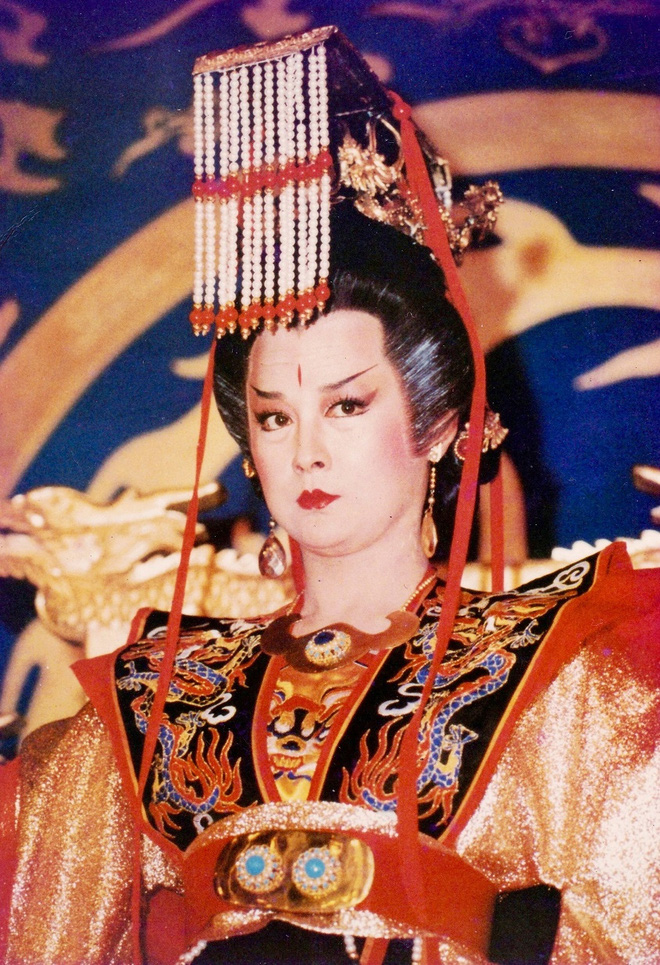 Tiểu Long Nữ Thần điêu đại hiệp: Đẹp như tiên giáng trần vẫn bị chồng phản bội cay đắng, ra đi tay trắng-10