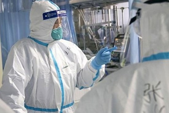 Bác sĩ nhiễm virus corona nặng chia sẻ kinh nghiệm chống lại bệnh