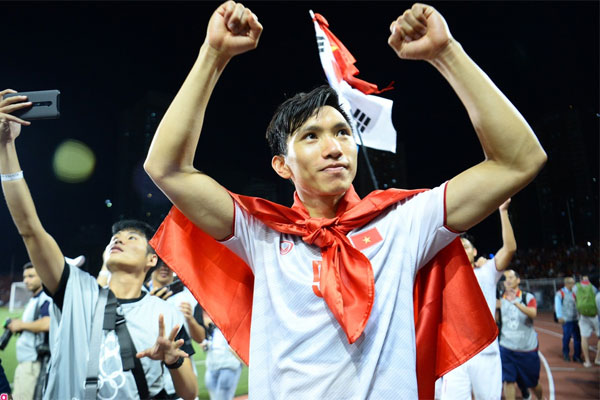 Văn Hậu giúp đội trẻ SC Heerenveen thắng trận thứ 3 liên tiếp, có cơ hội cạnh tranh danh hiệu đầu tiên tại Hà Lan-2