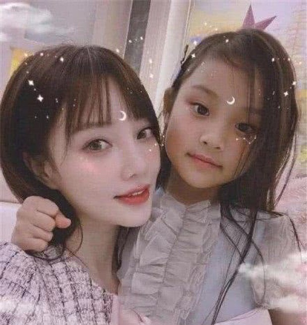 Tin hot đầu ngày: Lý Tiểu Lộ được đại gia thân thế khủng, sở hữu phi cơ và siêu xe tỏ tình vào đúng dịp Valentine?-4