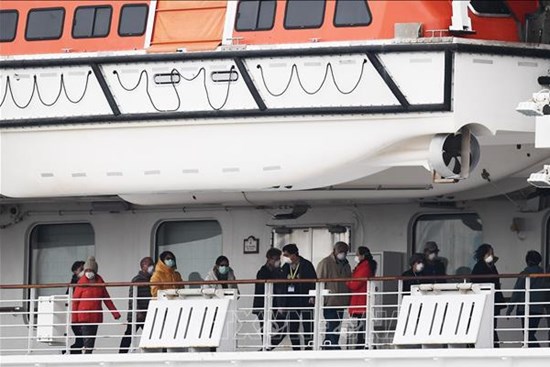 Nhật Bản xác nhận 355 trường hợp nhiễm COVID-19 trên du thuyền Diamond Princess
