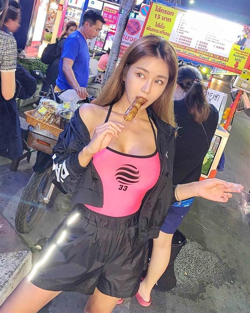 Nữ DJ chuộng bikini khoe dáng gợi cảm, mặc đẹp không kém sao Hàn-7