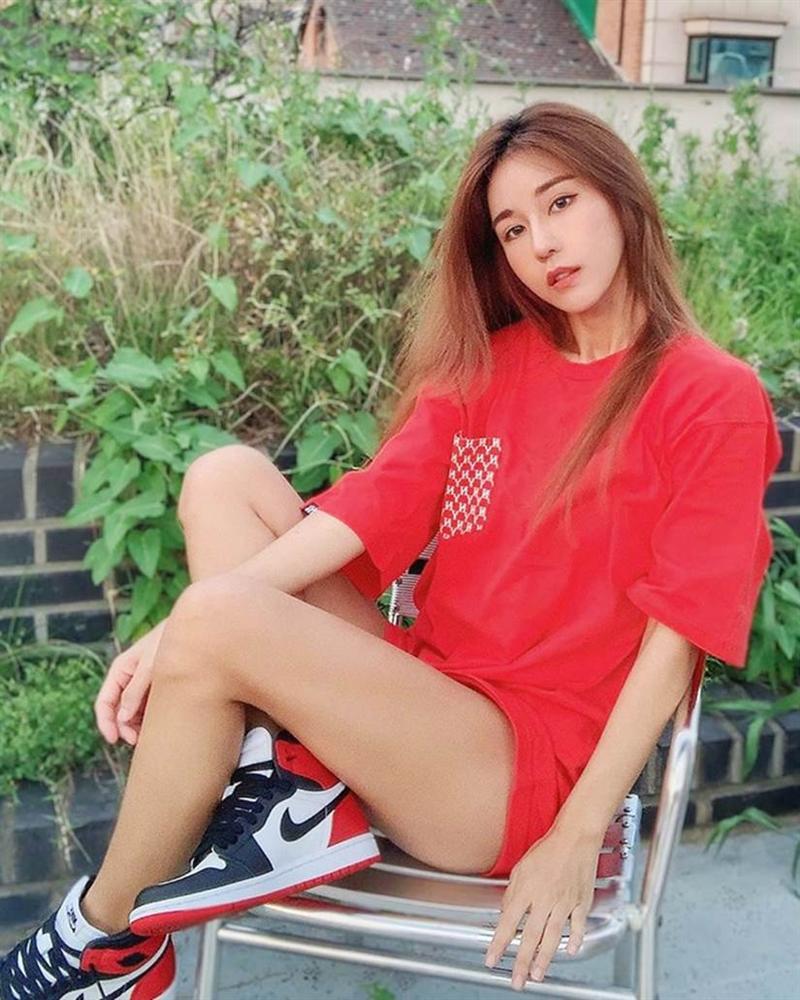 Nữ DJ chuộng bikini khoe dáng gợi cảm, mặc đẹp không kém sao Hàn-13