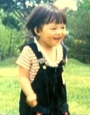 Ngỡ ngàng với mối duyên tiền định của Hyun Bin và Son Ye Jin: Từ bé đến lớn nhìn kiểu gì cũng ra tướng phu thê-4