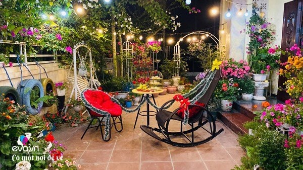 Chồng bỏ tiền mua lốp xe cũ, mẹ 8x trồng hoa, sau 2 năm thành mảnh vườn 200m2 tuyệt đẹp-10