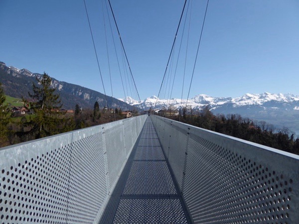 Xem hết Crash Landing On You, nóng lòng đi du lịch Thụy Sĩ thì đây là những điều cực hữu ích bạn cần biết-6