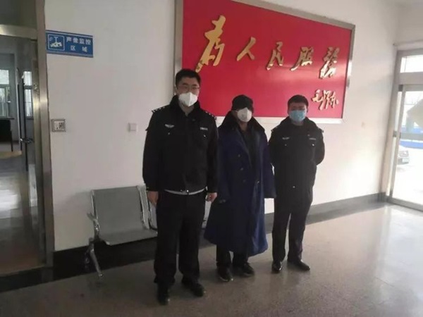 Những người tự khai mình đến từ tâm dịch Vũ Hán với mong muốn được ăn ở miễn phí và vì nhiều nguyên nhân khác khiến dư luận phẫn nộ-1