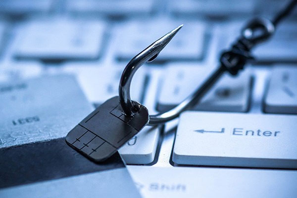 Trợ thủ trùm đường dây đánh bạc qua game Đế chế từng đoạt giải Olympic Tin học-4