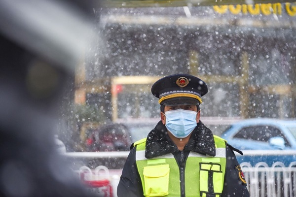 Chia sẻ của người sống sót về virus corona: Vào thời điểm đau đớn nhất, tôi đã nghĩ rằng mình sẽ chết ư?-4